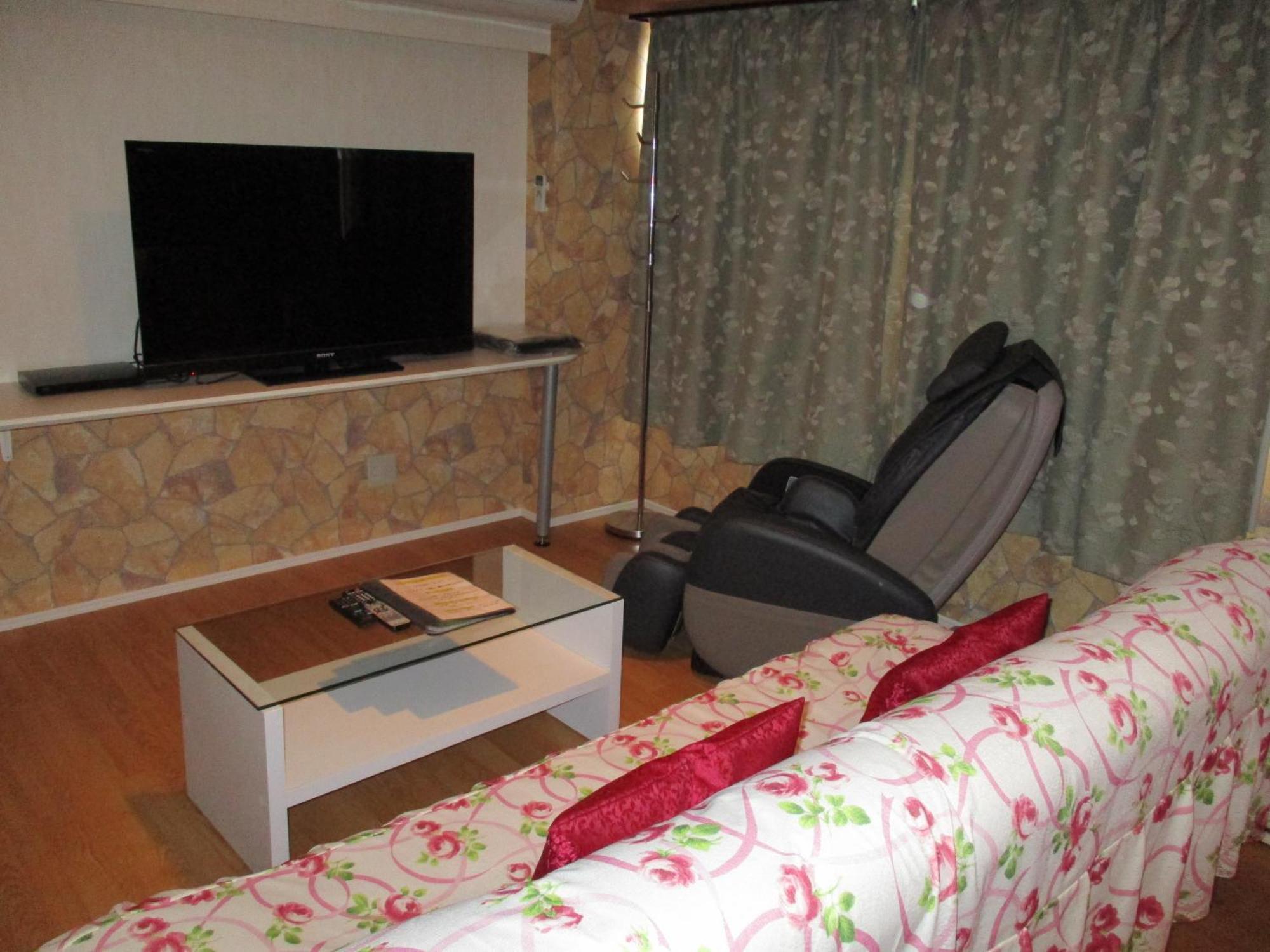Town Hotel 41 Kanazawa Bagian luar foto