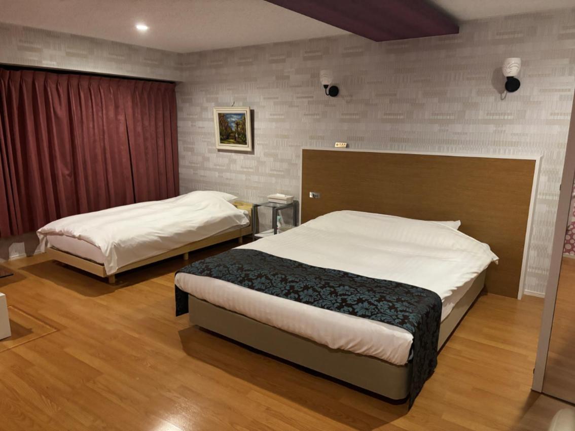 Town Hotel 41 Kanazawa Bagian luar foto